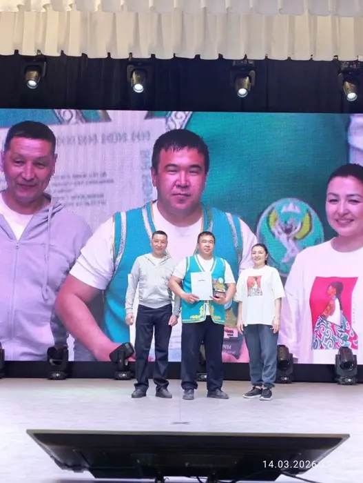 8f3fac37-29e3-4955-9057-02944df6b113